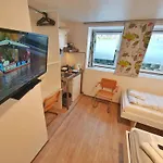 B & L Aparthotel