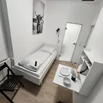 B & L Aparthotel 3*