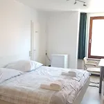 Aparthotel B & L 3*