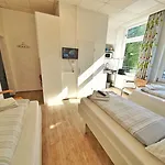 Aparthotel B & L