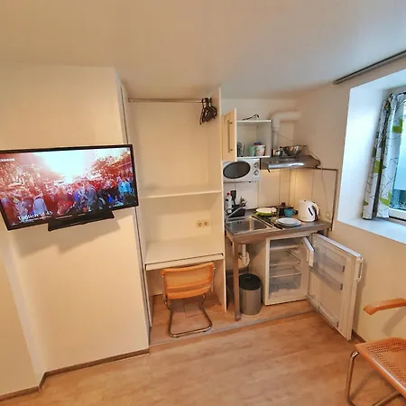 شقة فندقية B & L