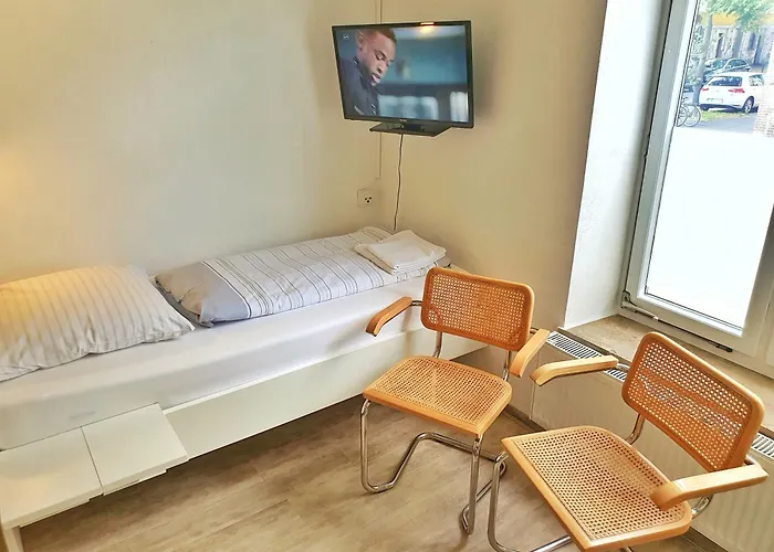 アパートホテル B & L 3*